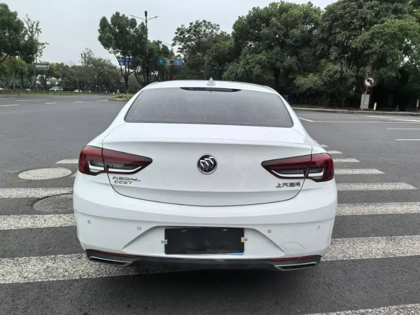 Buick 2020 Regal 1.5T 552T Elite Automatic Gear 9