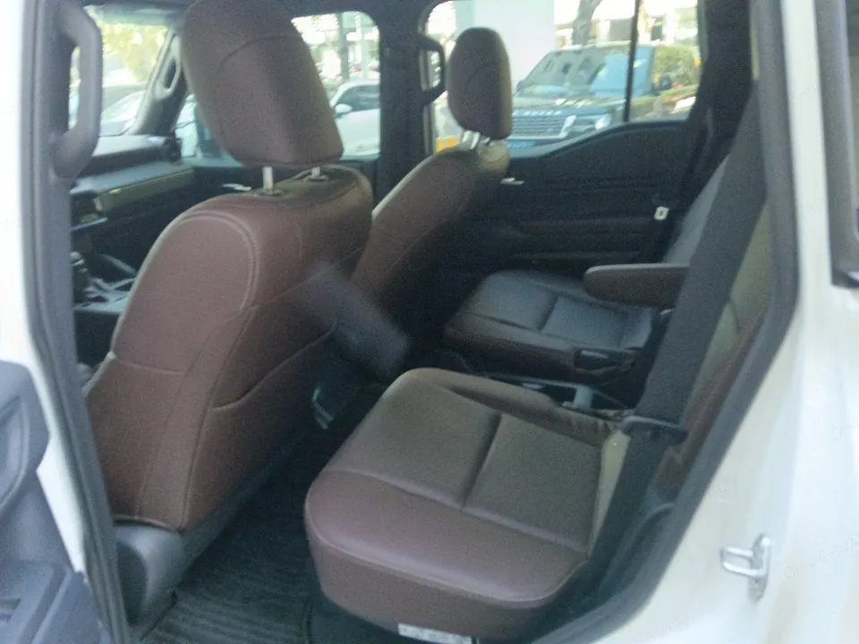 Toyota 2024 Prado HEV 2.4T Wild WX Edition 6-seat Automatic Gear 4