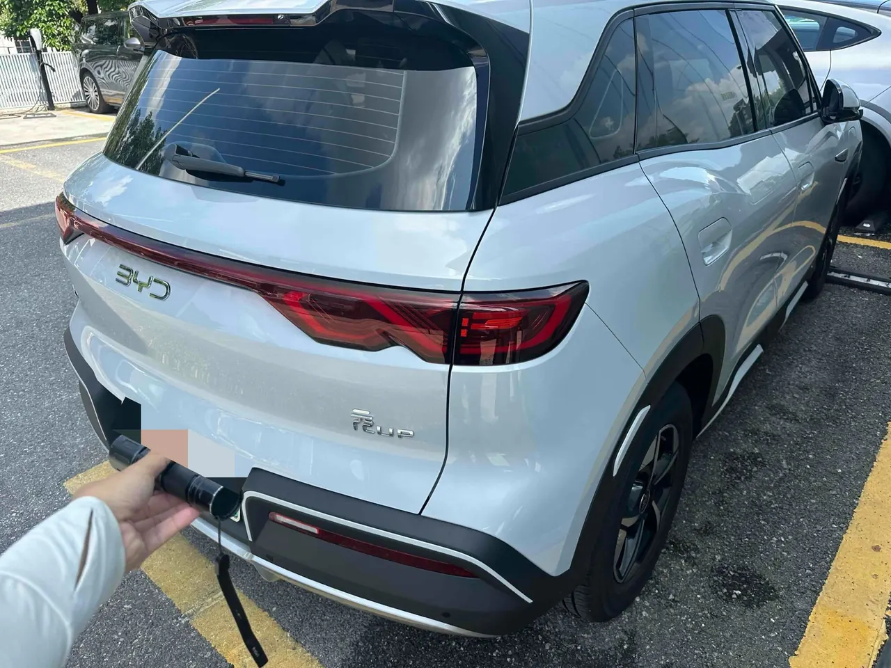 BYD 2024 Yuan UP 401KM Exceed Automatic Gear 4