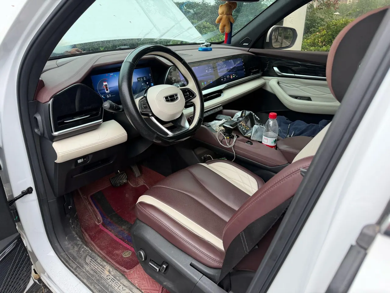 Geely 2021 XingyueL (Monjaro) 2.0TD EVO Two-Drive Flagship Automatic Gear 3