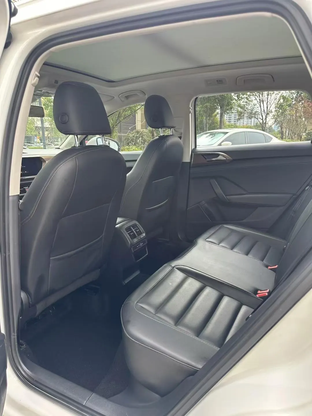 Volkswagen 2021 Tuyue 1.4TSI 280TSI Two-Drive Deluxe Automatic Gear 3
