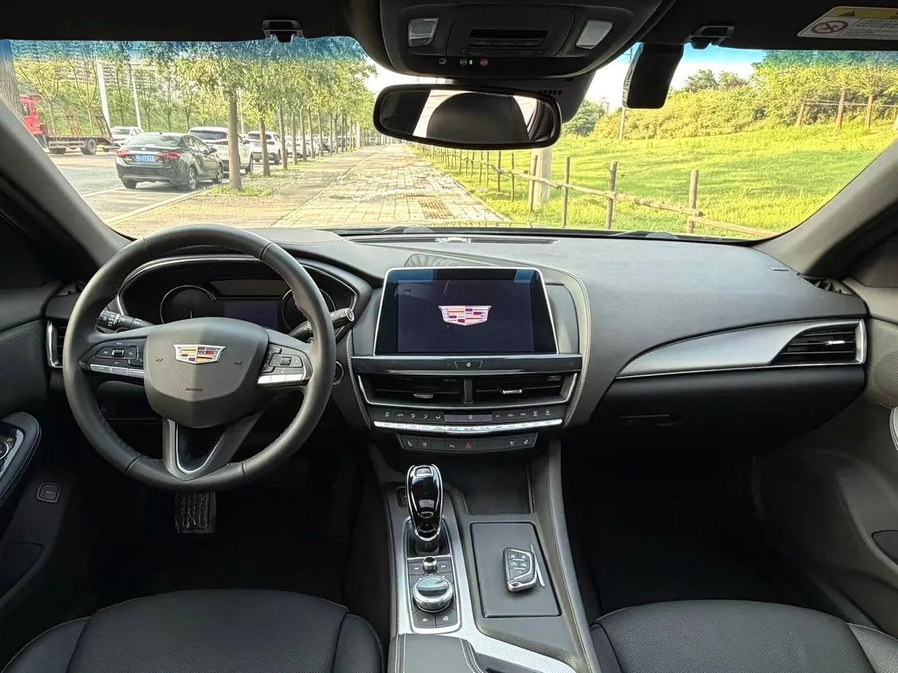 Cadillac 2022 CT5 2.0T 28T luxury automatic gear 4