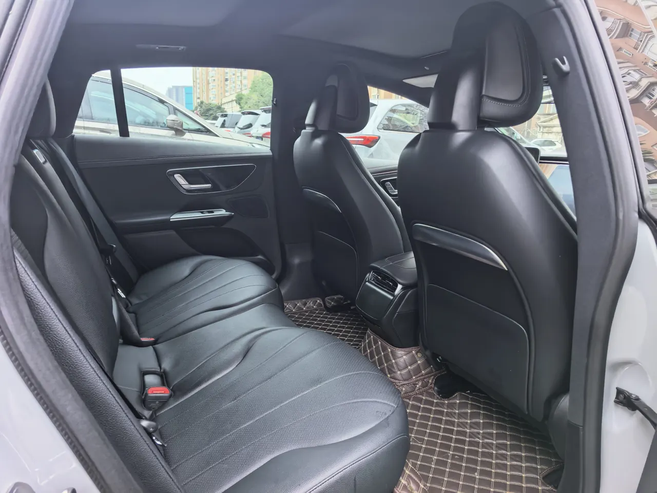 Mercedes Benz 2022 EQE 350 EQE 350 Pioneer Edition Automatic 2
