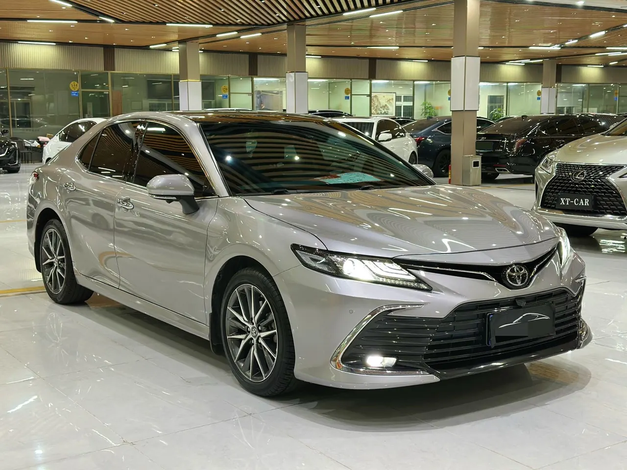 Toyota 2021 Camry 2.5G Deluxe Edition Automatic Gear 3