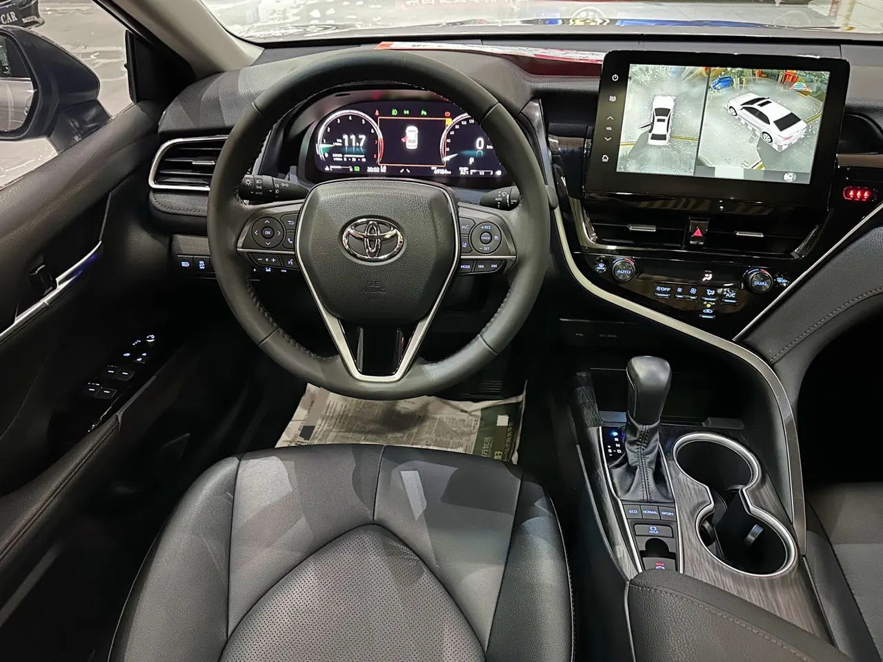 Toyota 2021 Camry 2.5G Deluxe Edition Automatic Gear 4