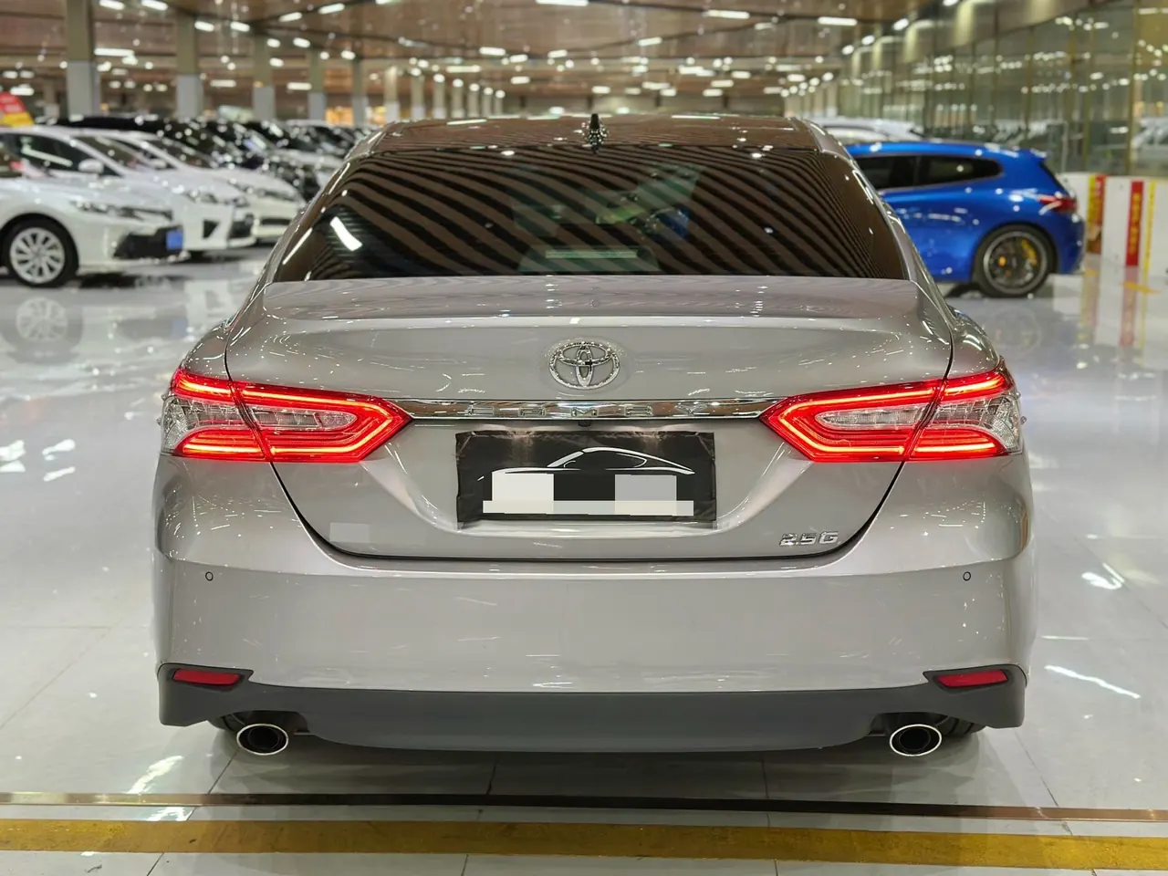 Toyota 2021 Camry 2.5G Deluxe Edition Automatic Gear 8