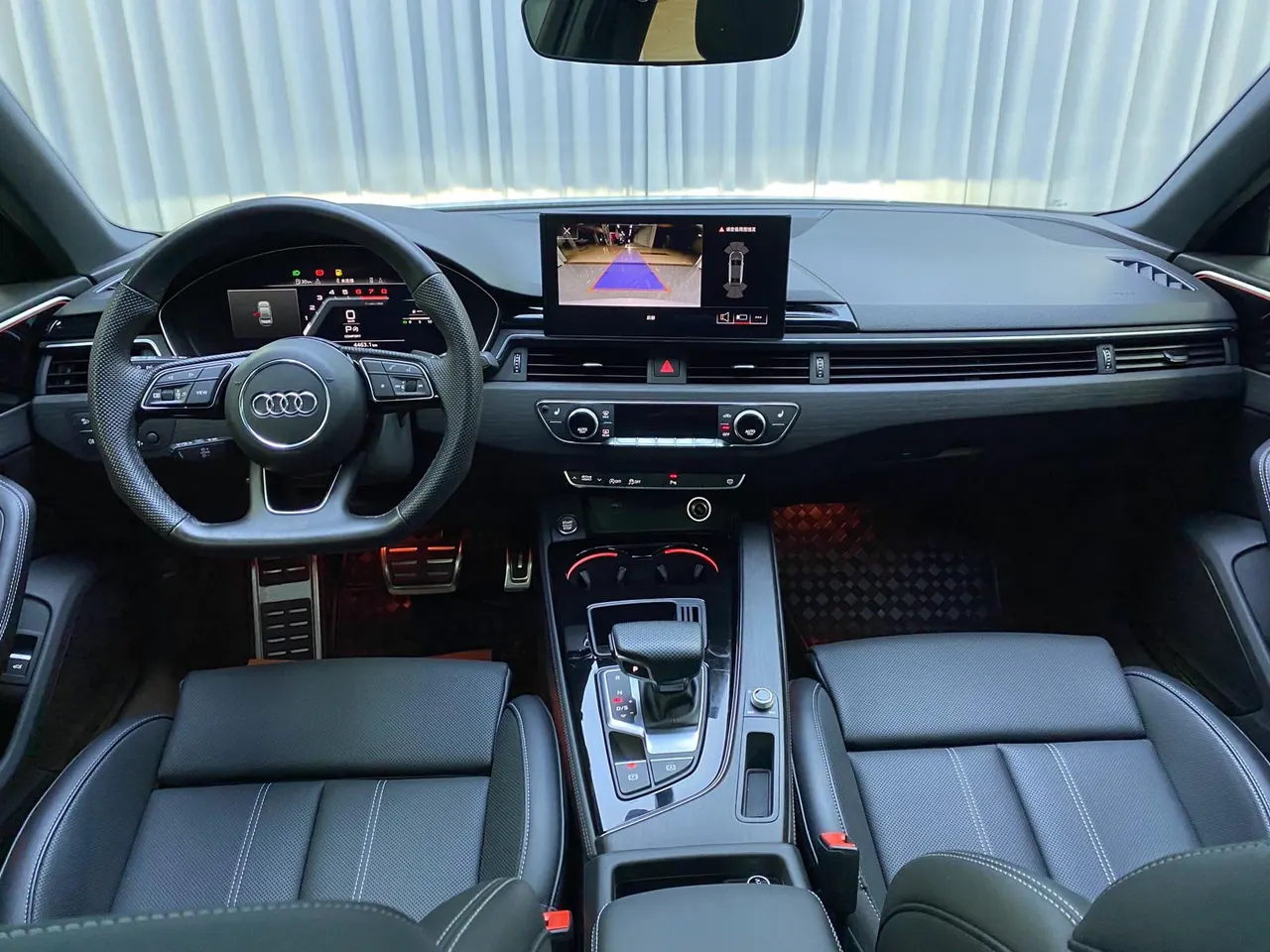 Audi 2024 A4L 2.0TFSI 40TFSI Deluxe Dynamic Automatic 8