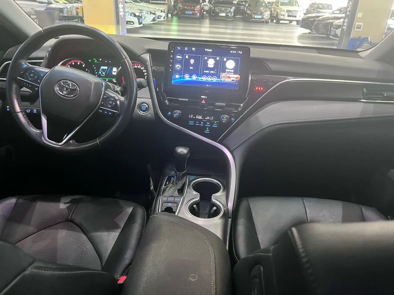 Toyota 2021 Camry 2.0S Stepless Front Edition Automatic Gear 5