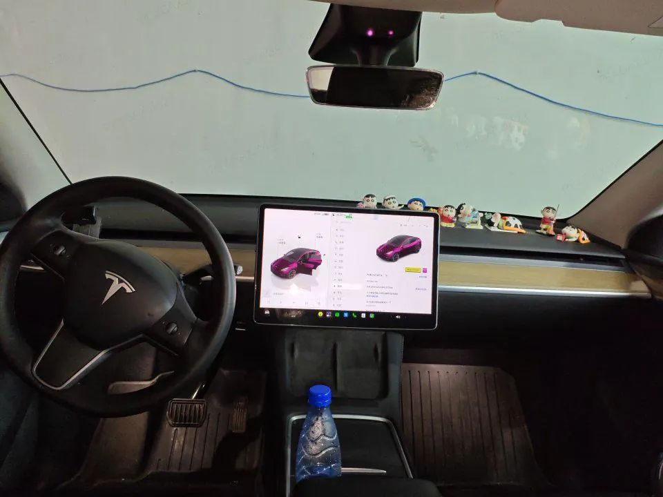 Tesla 2022 Model Y rear-wheel drive version automatic transmission 2