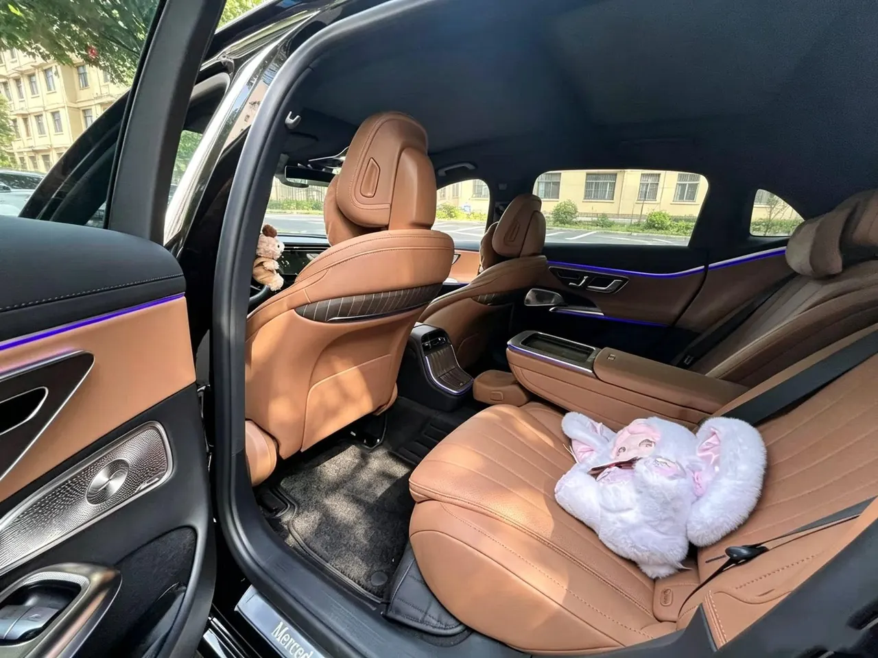Mercedes Benz E Class 2025 E 300 L 48V 2.0T Luxury (Modified) Automatic Gear 5