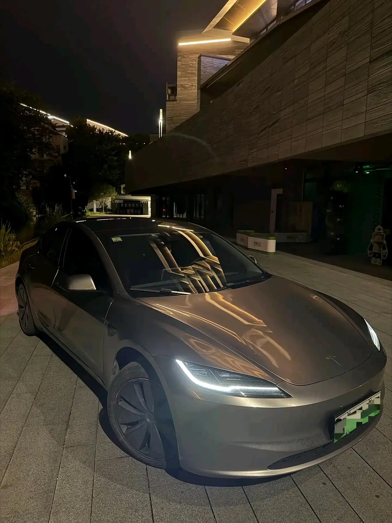 Tesla 2023 Model 3 Rejuvenation Edition Rear Wheel Drive Automatic Transmission 4