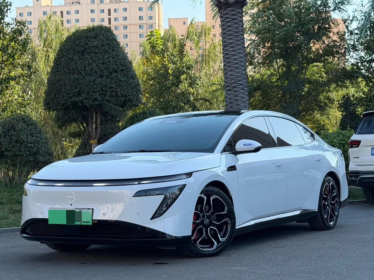 Nissan 2025 N7 625 Max Automatic - View 1