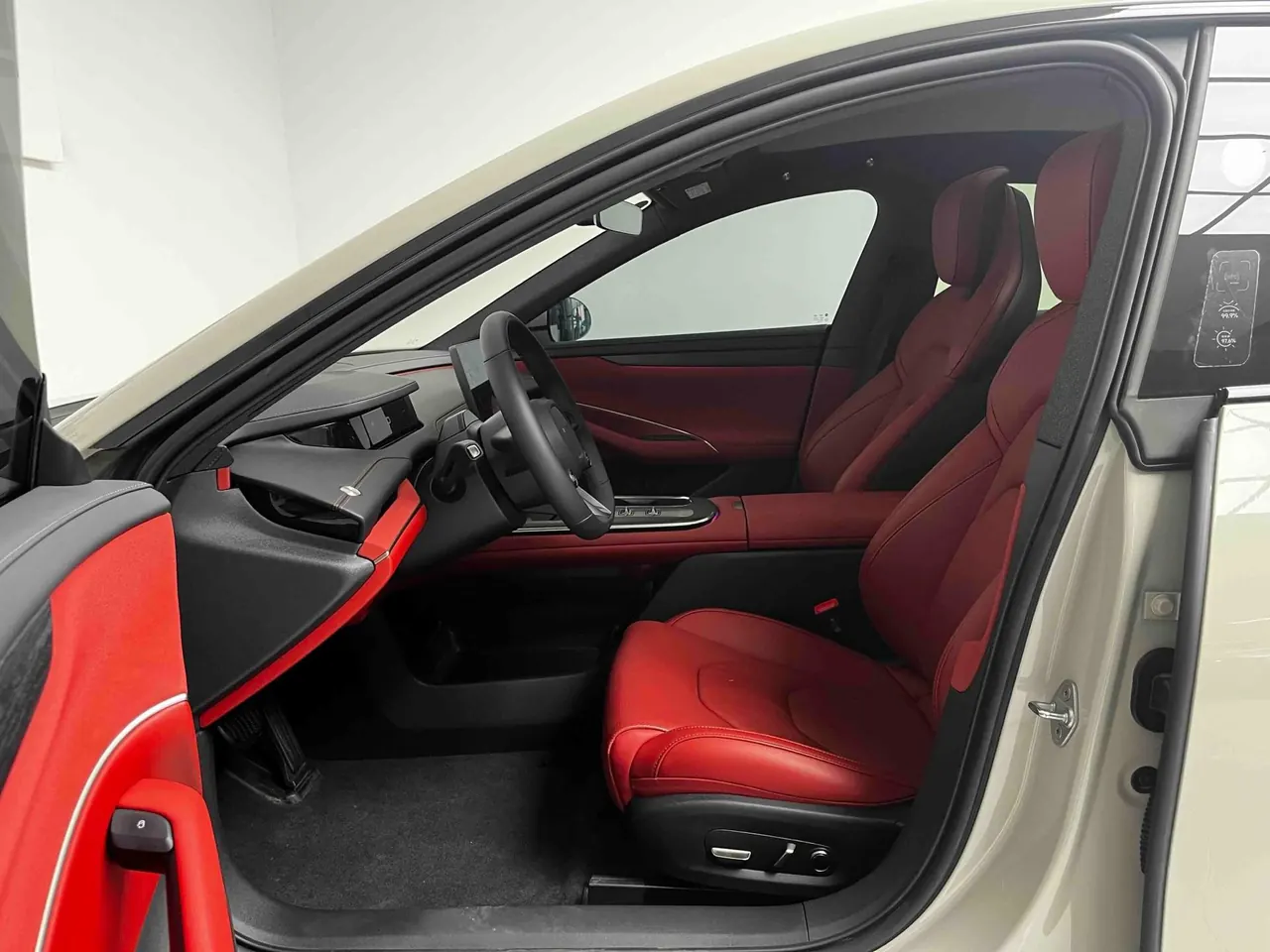 MI 2024 SU 7 700km Rear Drive Long Endurance Smart Driving Edition Automatic Gear 15