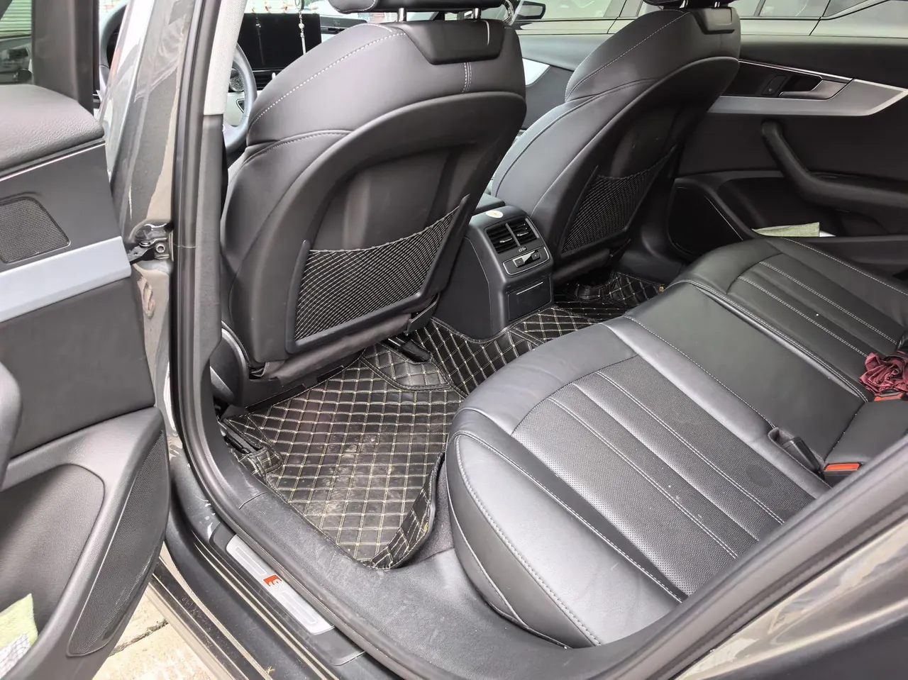Audi 2020 A4L 2.0TFSI 40TFSI Deluxe Dynamic Automatic 2