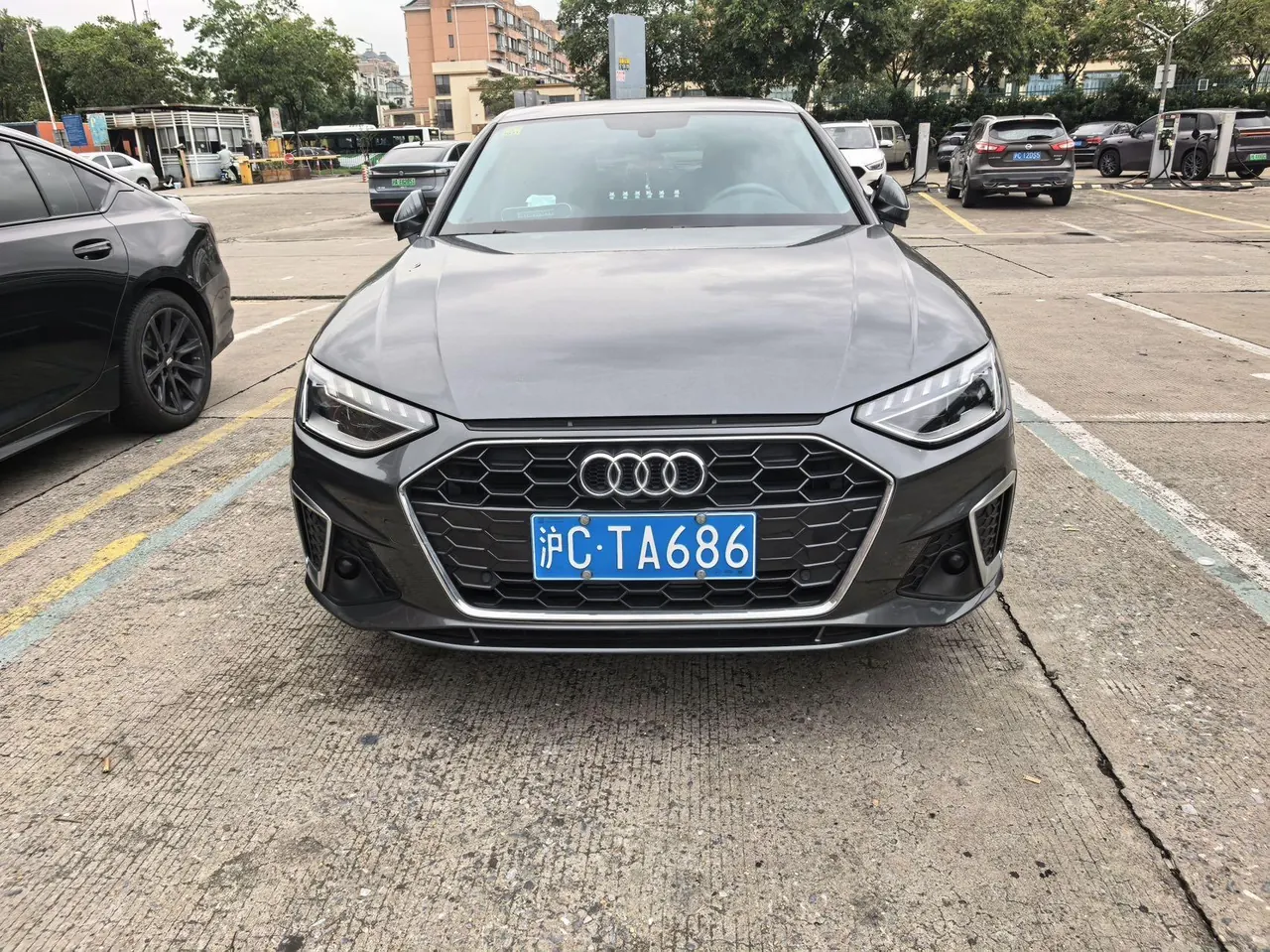 Audi 2020 A4L 2.0TFSI 40TFSI Deluxe Dynamic Automatic 3