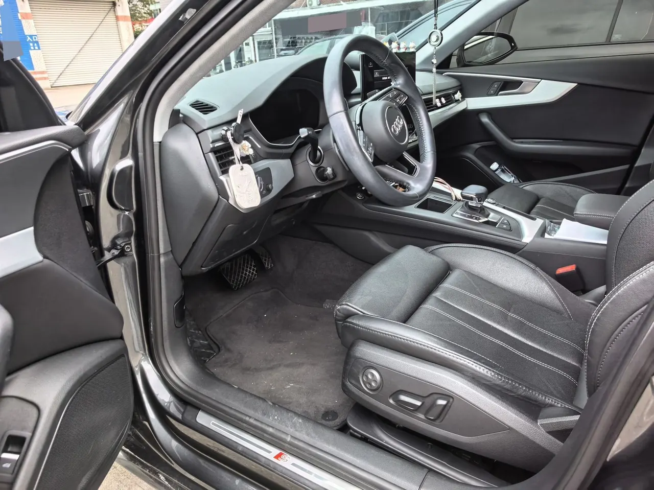 Audi 2020 A4L 2.0TFSI 40TFSI Deluxe Dynamic Automatic 6