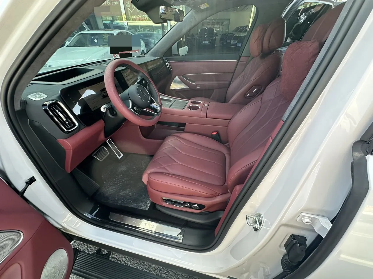 AITO 2025 AITO M8 Max Edition 53.4kWh 5-seat Edition (896-line laser Radar) Automatic Gear 3