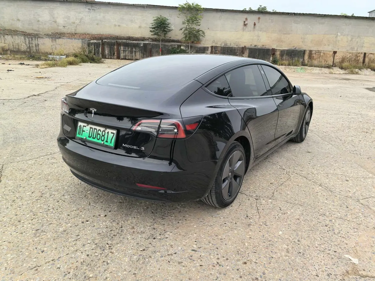 Tesla 2022 Model 3 rear-wheel drive version of automatic transmission 3