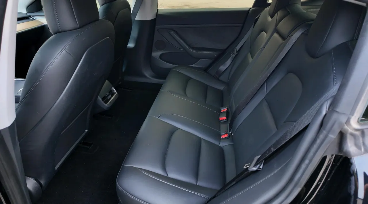 Tesla 2022 Model 3 rear-wheel drive version of automatic transmission 7