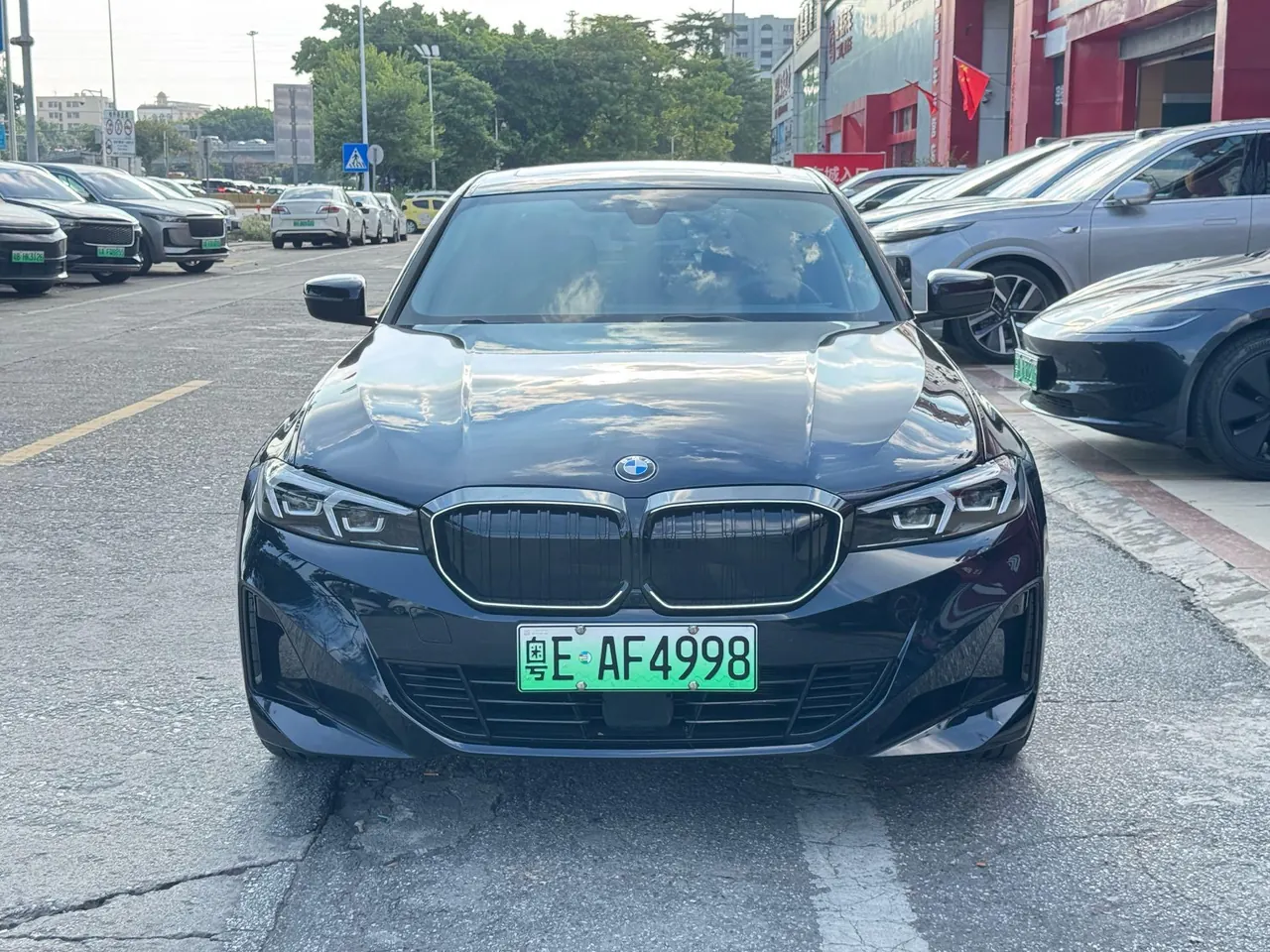BMW 2025 i3 eDrive 35 L automatic gear 2