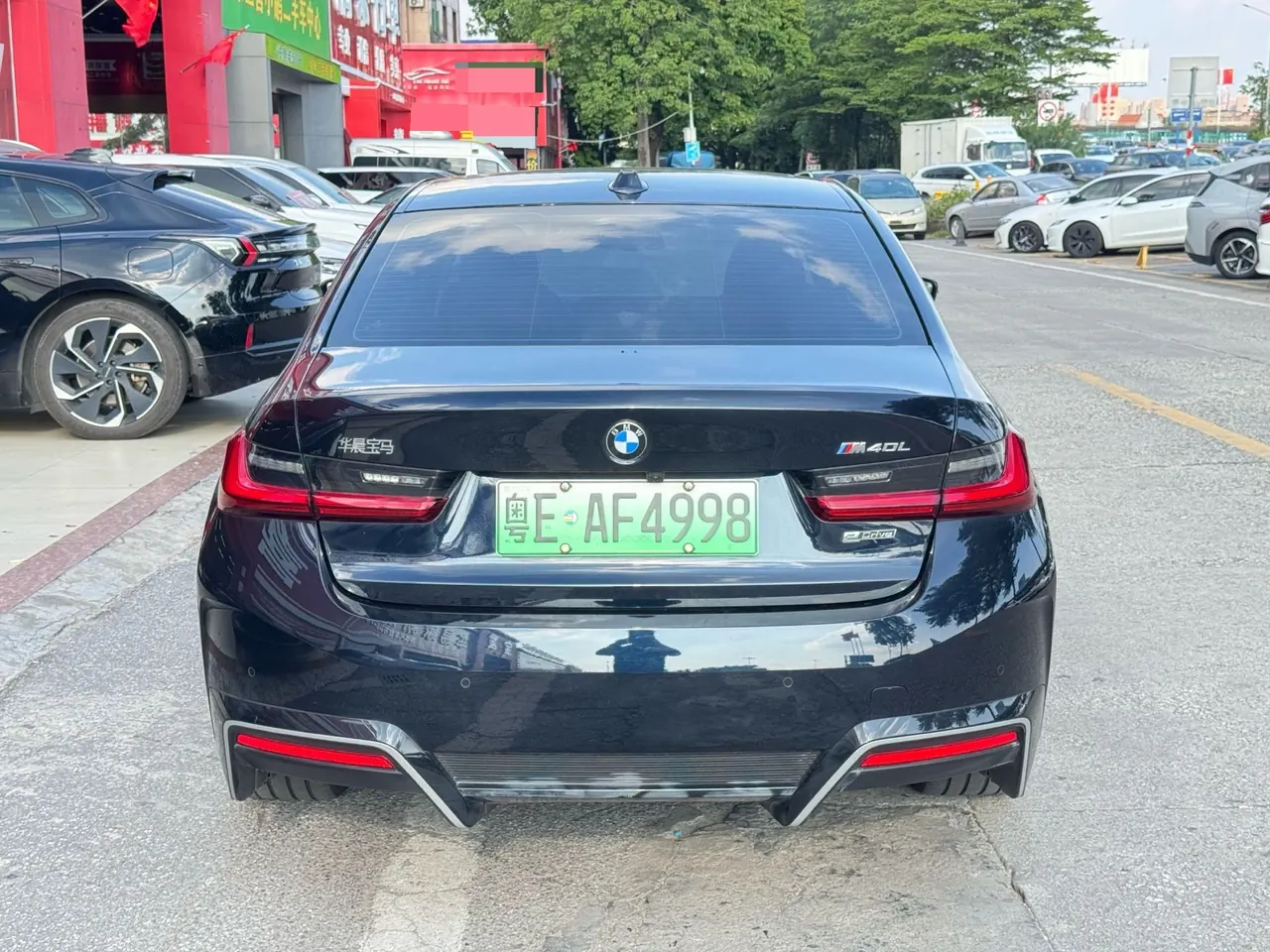 BMW 2025 i3 eDrive 35 L automatic gear 3