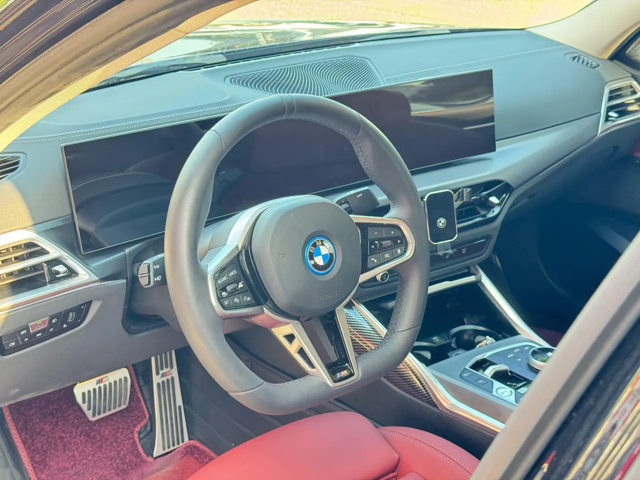 BMW 2025 i3 eDrive 35 L automatic gear 7
