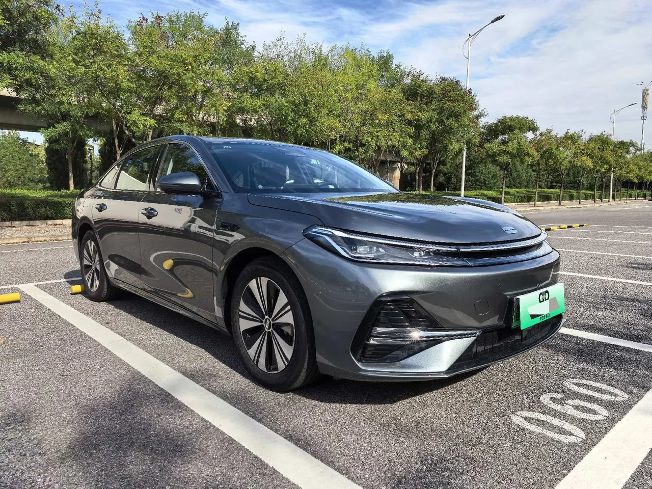 Geely Galaxy 2025 A7 EM-i 1.5 150km Discovery Edition Automatic Gear 3
