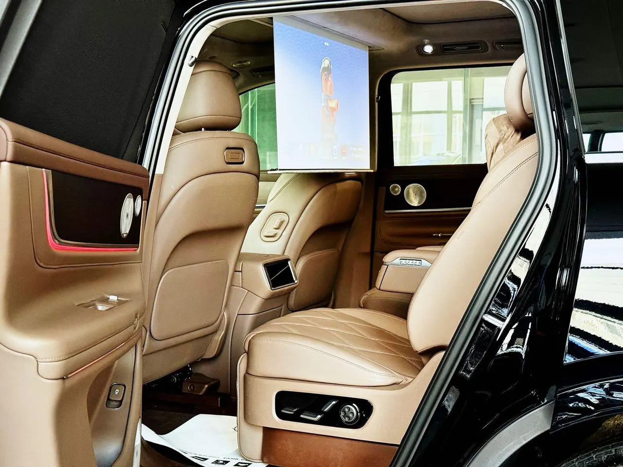 AITO 2025 AITO M9 extended range Ultra version 52kWh6 seat version automatic gear 11