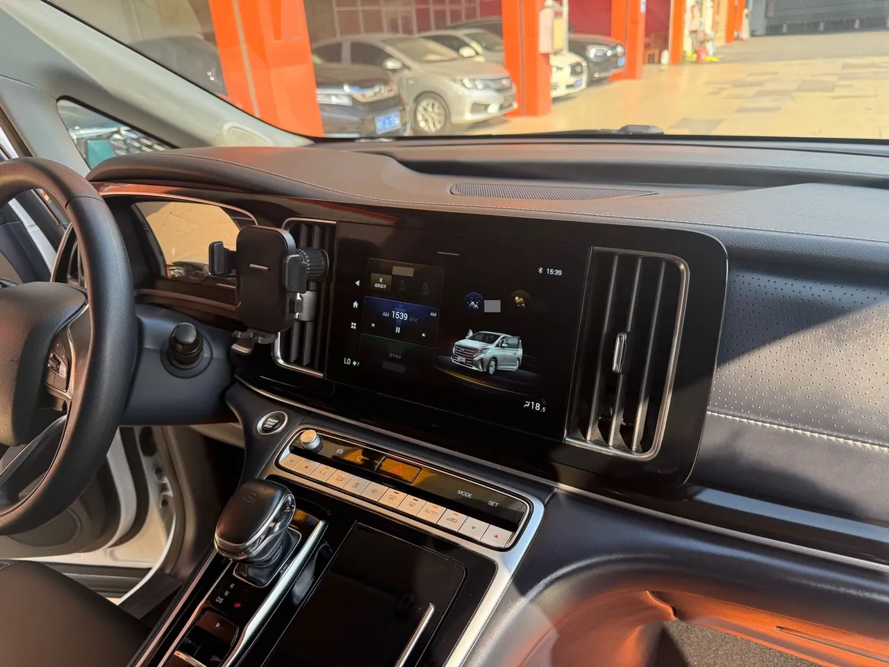 Chuanqi 2020 GM8 2.0T 390T Pilot Deluxe Automatic Gear 3
