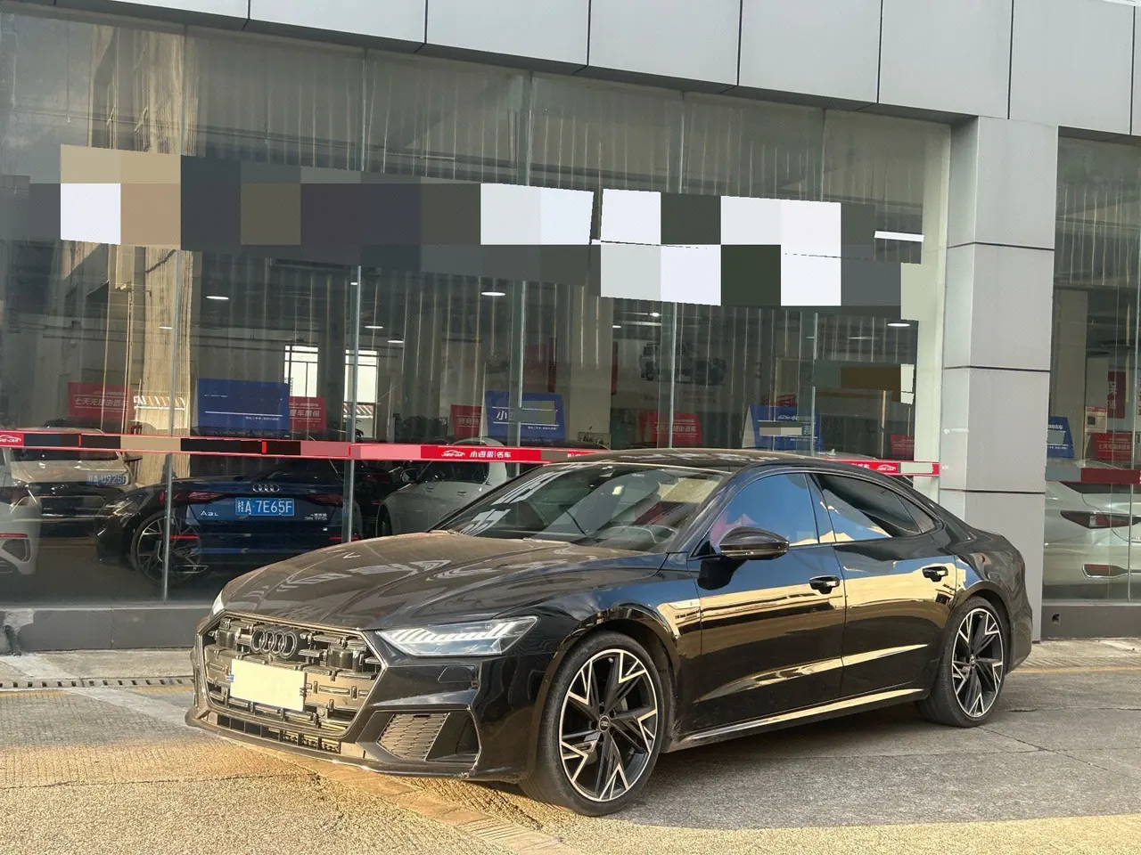 Открыть галерею: Audi 2023 A7L 2.0TFSI 45TFSI Quattro S-line Black Samurai Edition Automatic Gear