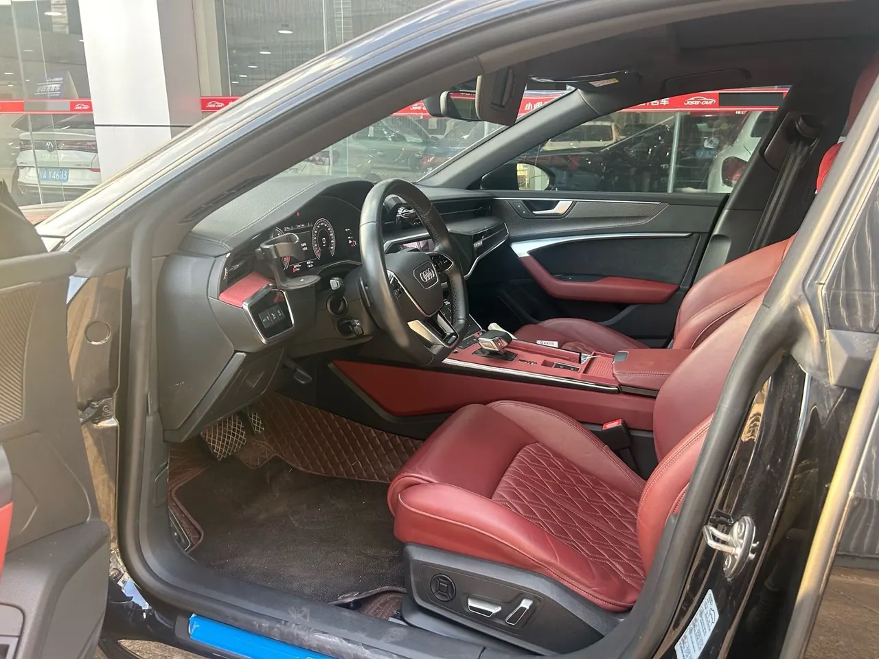 Audi 2023 A7L 2.0TFSI 45TFSI Quattro S-line Black Samurai Edition Automatic Gear 5