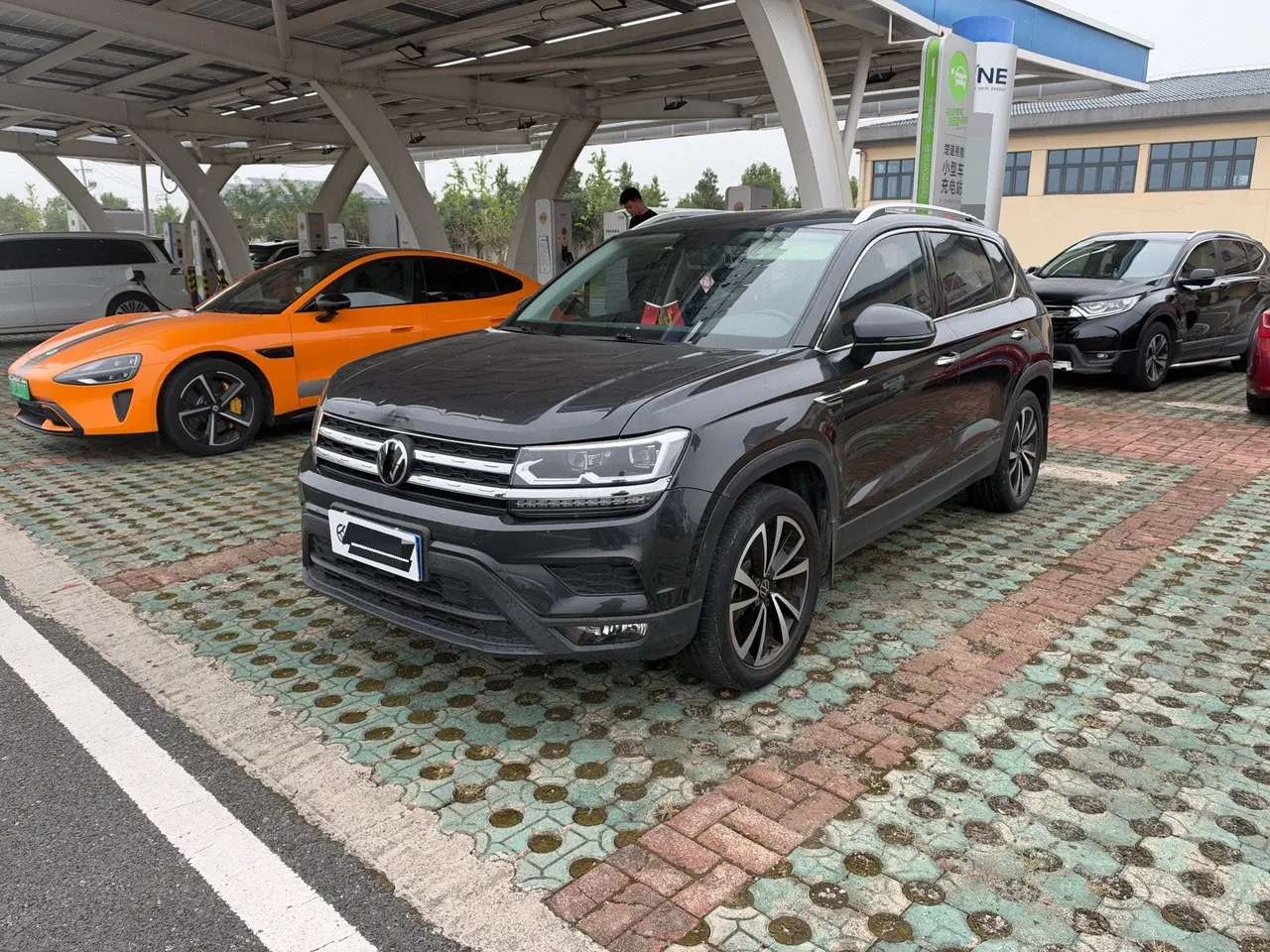 Открыть галерею: Volkswagen 2022 Tuyue 1.4TSI 280TSI Two-Drive Ultimate Automatic Gear