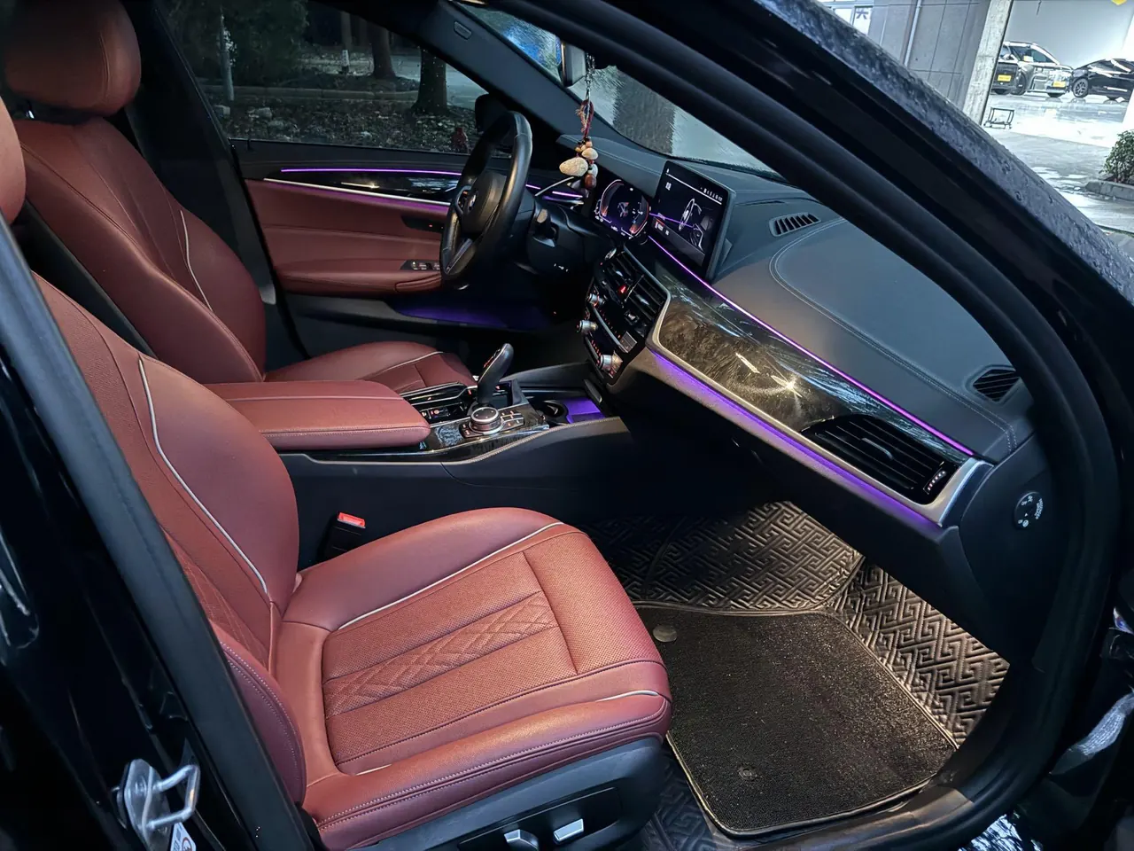 BMW 5 Series 2022 525Li 2.0T M Sports Suit (Modified) Automatic Gear 3