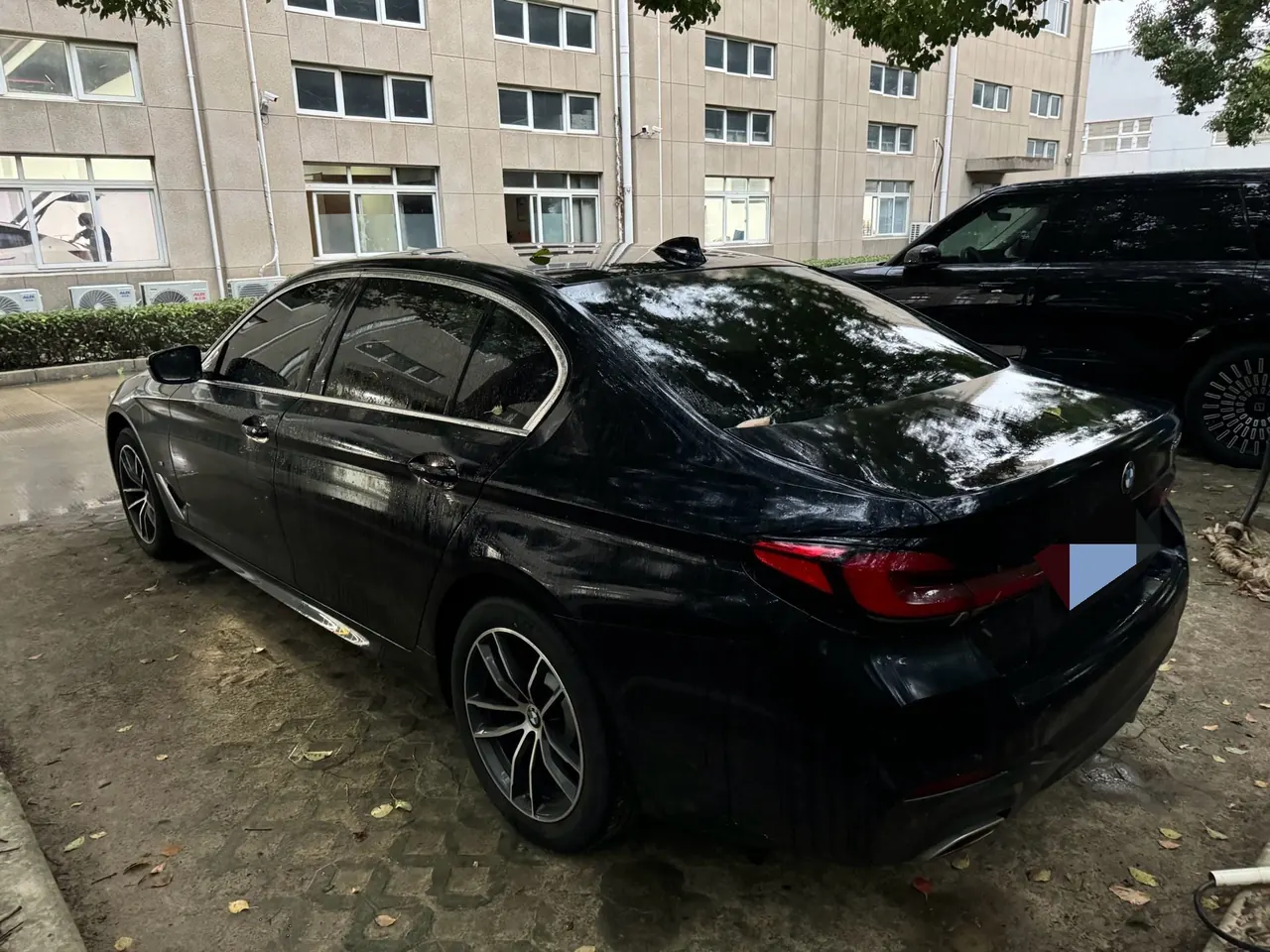 BMW 5 Series 2022 525Li 2.0T M Sports Suit (Modified) Automatic Gear 8