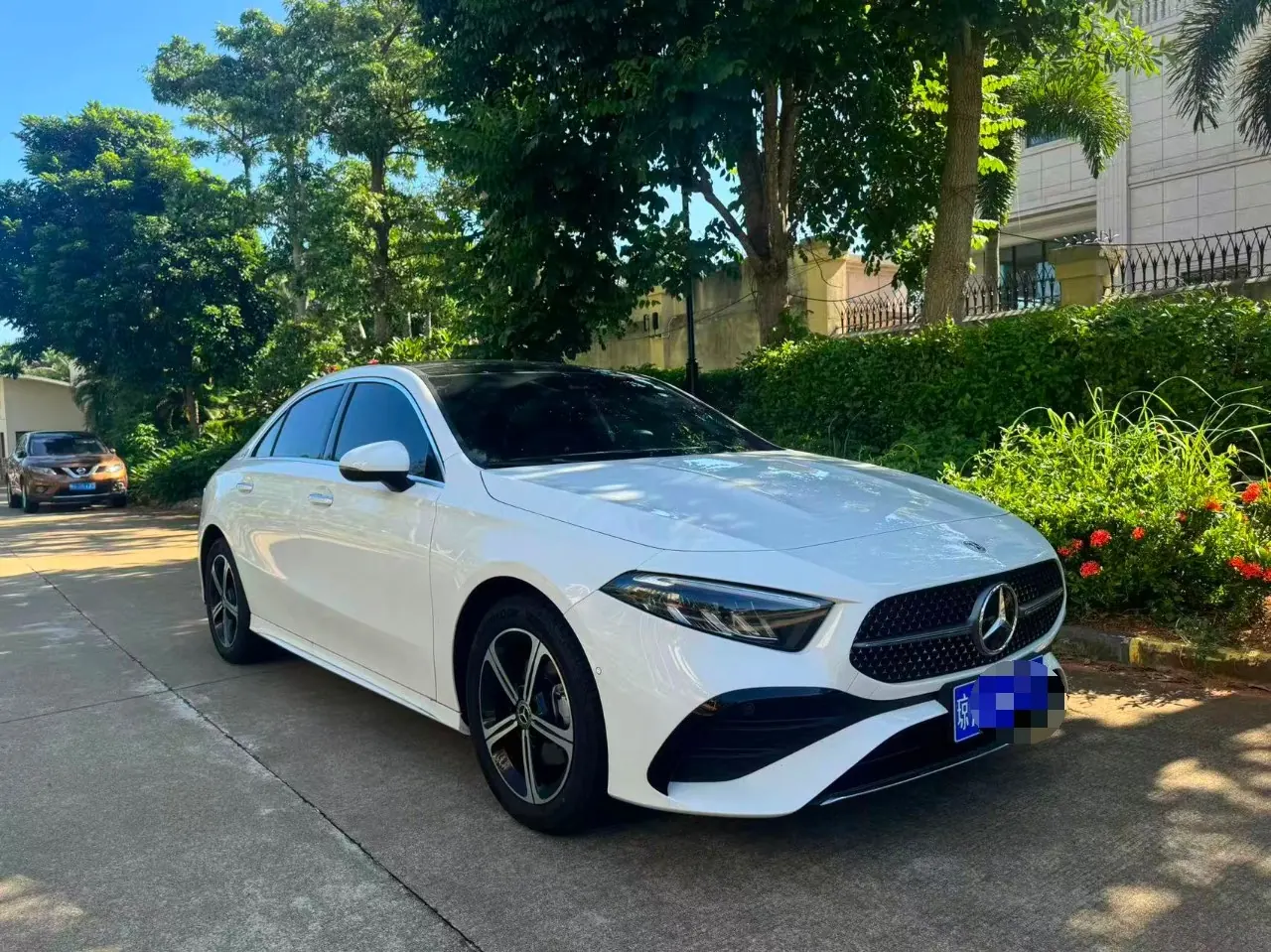 Mercedes Benz Class A 2025 A 200 L 1.3T Fashion Automatic Gear 8