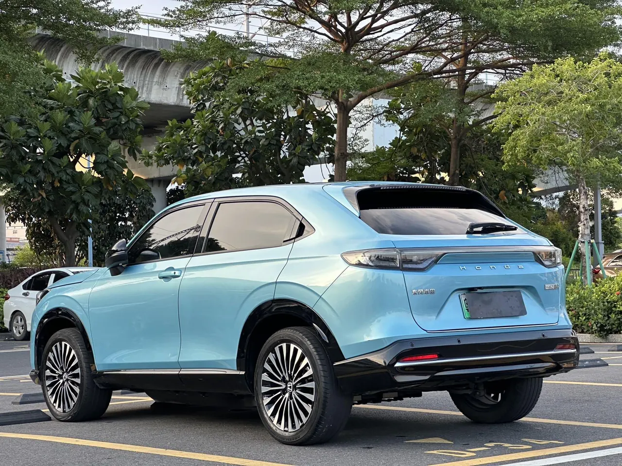 Honda 2022 e:NS1 E Dynamic Edition Automatic Gear 6