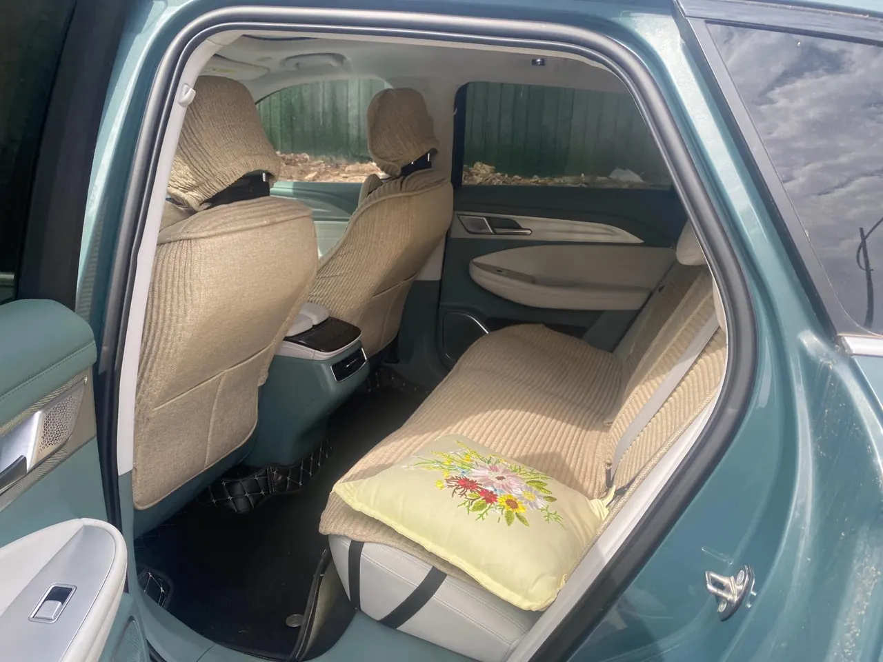ARCFOX 2023 α T 480E Forest Edition 175kW Automatic Gear 7