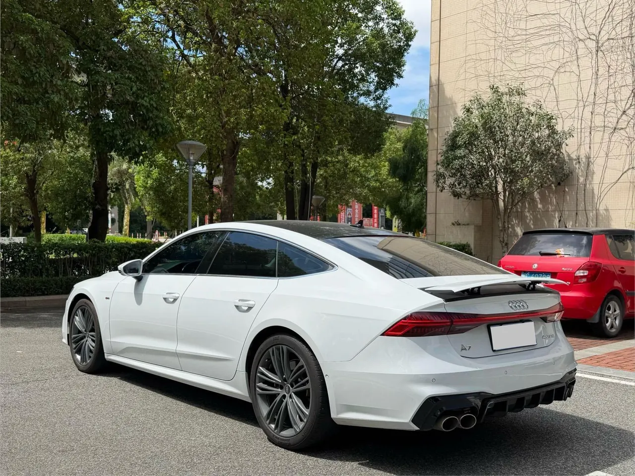 Audi A7 (Imported) 2023 A7 Sportback 2.0TFSI 45TFSI Automatic Gear Selection 3