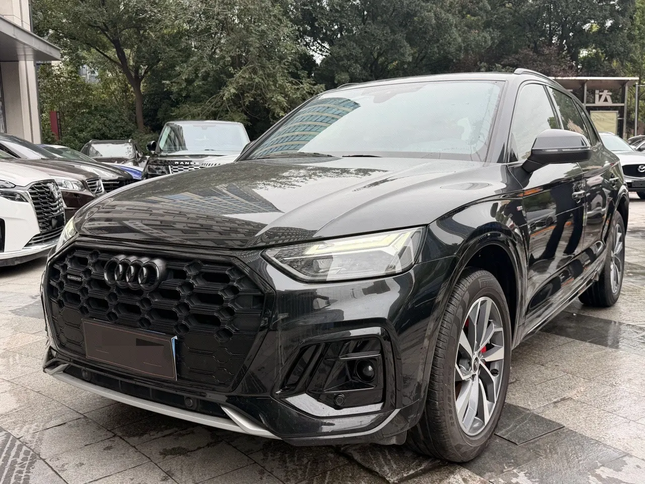 Open image lightbox: Audi 2023 Q5L 2.0TFSI 45TFSI luxury dynamic automatic transmission