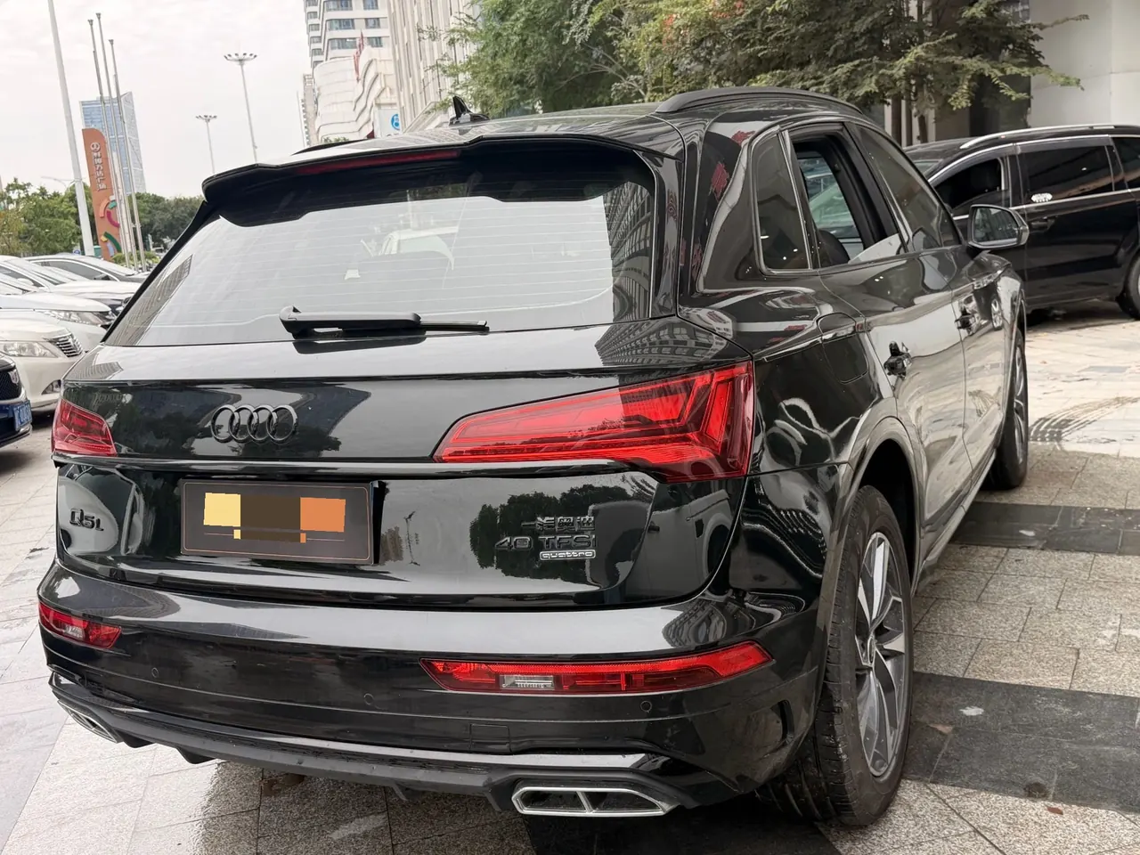Audi 2023 Q5L 2.0TFSI 45TFSI luxury dynamic automatic transmission 4