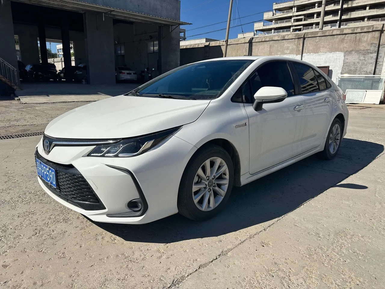 Open image lightbox: Toyota 2023 Corolla Double Engine 1.8 Stepless Intelligent Electric Hybrid Elite Automatic Gear