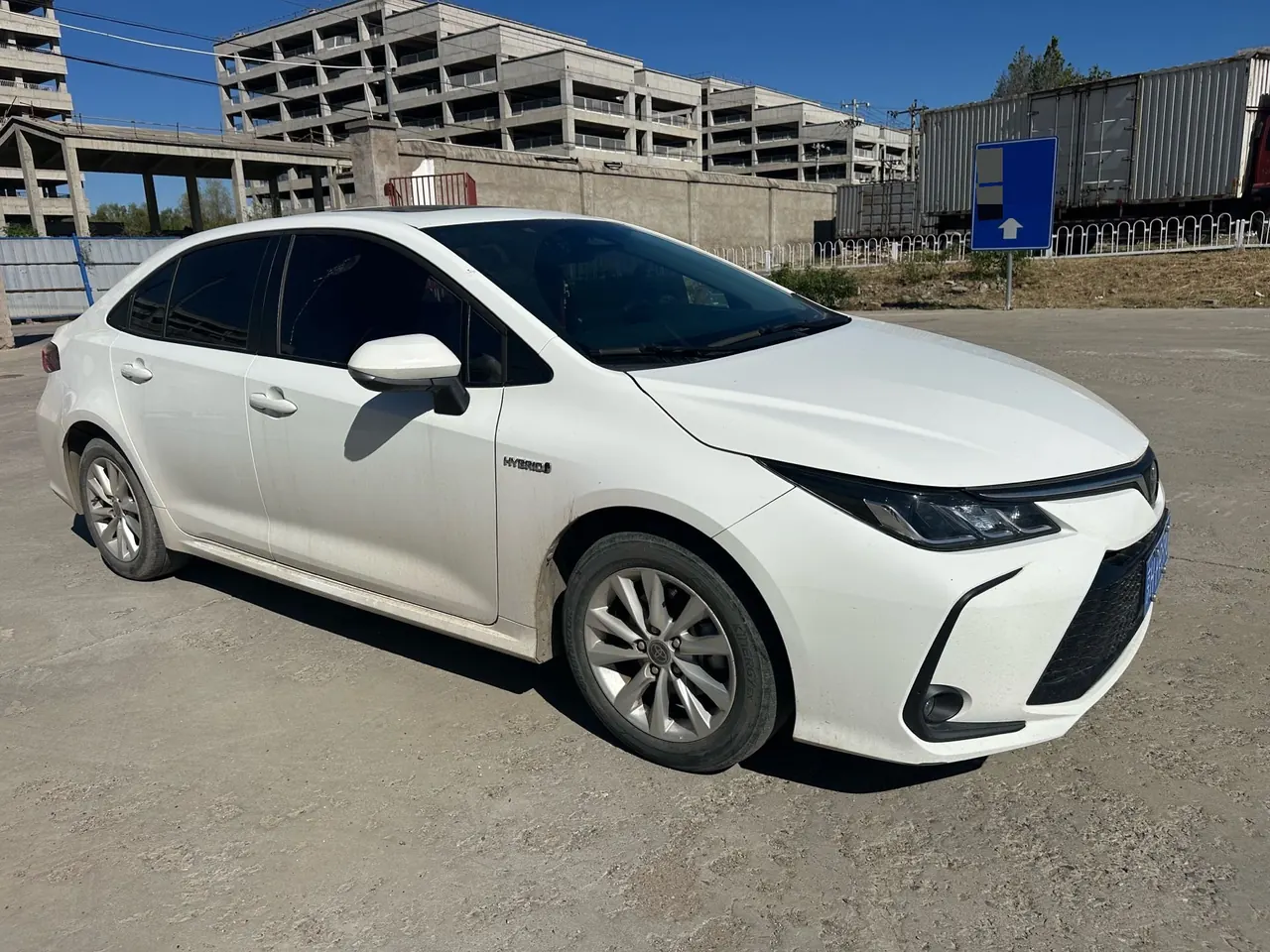Toyota 2023 Corolla Double Engine 1.8 Stepless Intelligent Electric Hybrid Elite Automatic Gear 3
