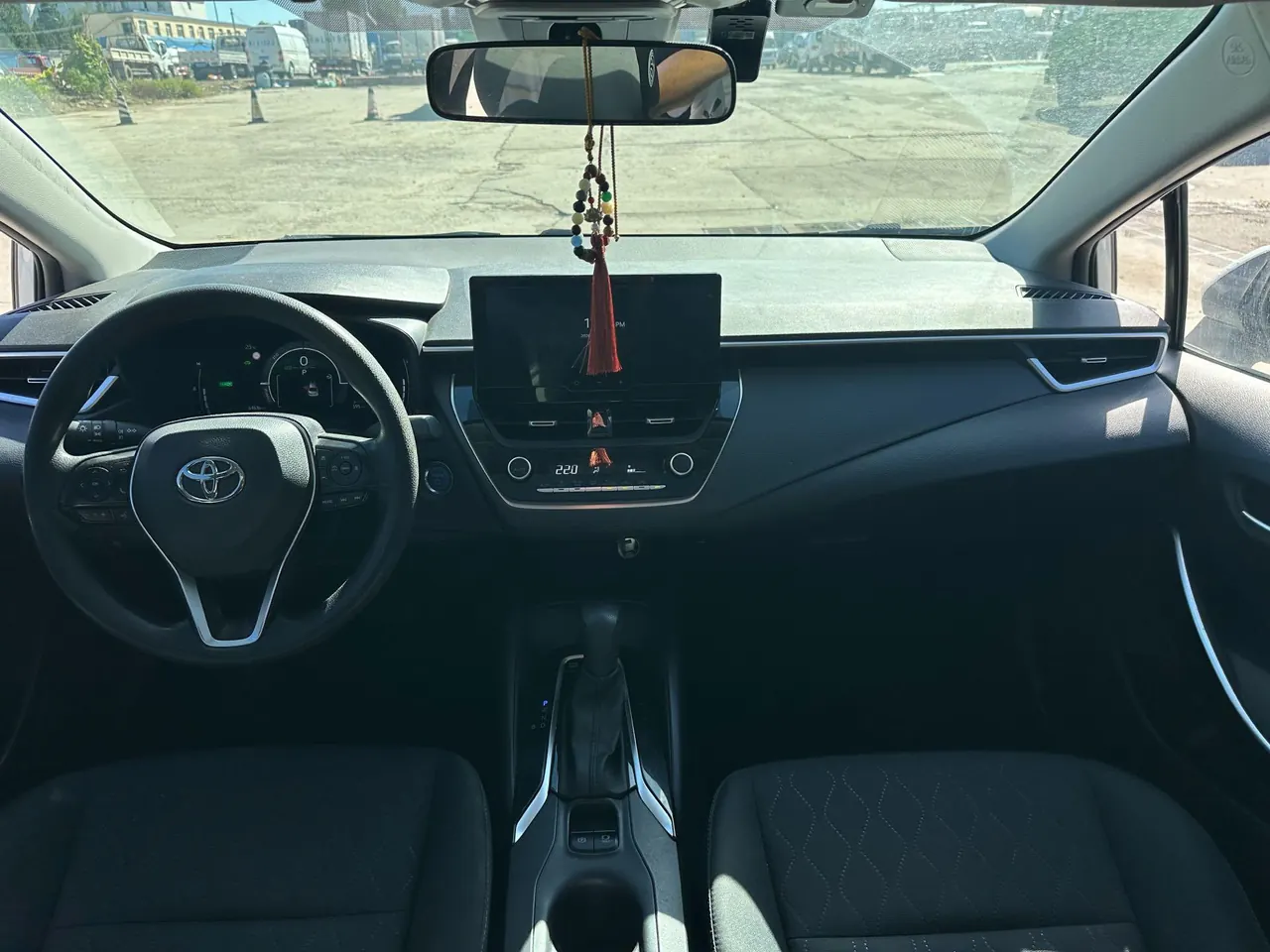 Toyota 2023 Corolla Double Engine 1.8 Stepless Intelligent Electric Hybrid Elite Automatic Gear 4