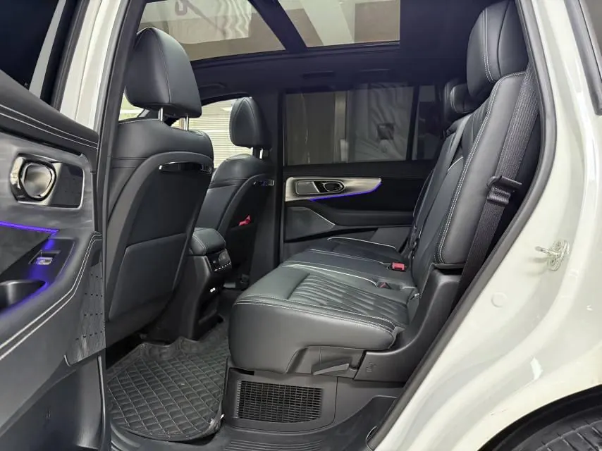Chuanqi 2022 GS8 Hybrid 2.0TM Stepless Four-wheel Drive Premium Edition Seven-seat Automatic Gear 4