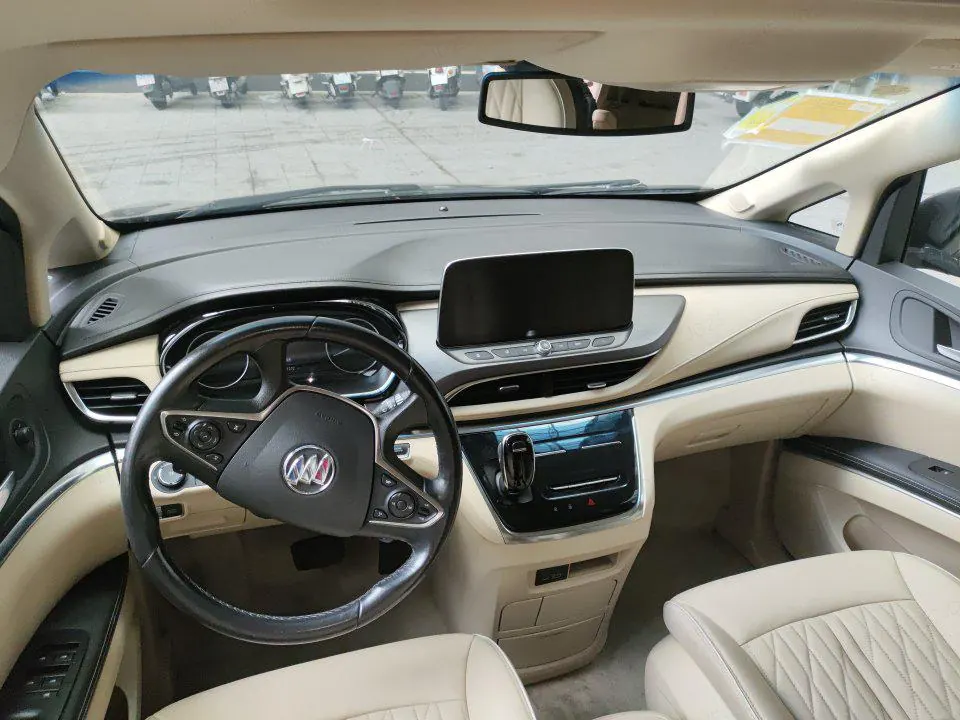 Buick 2023 GL8 Land Business Class 48V 2.0T 652T Luxury Automatic Gear 2