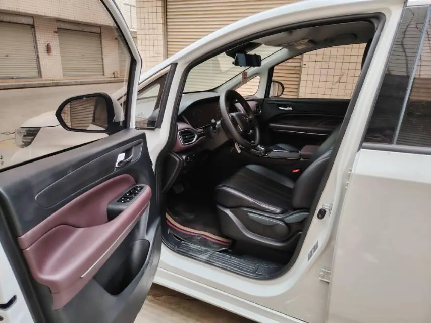Chuanqi 2021 M6 1.5T 270T Elite Edition 7-seat Automatic Gear 7