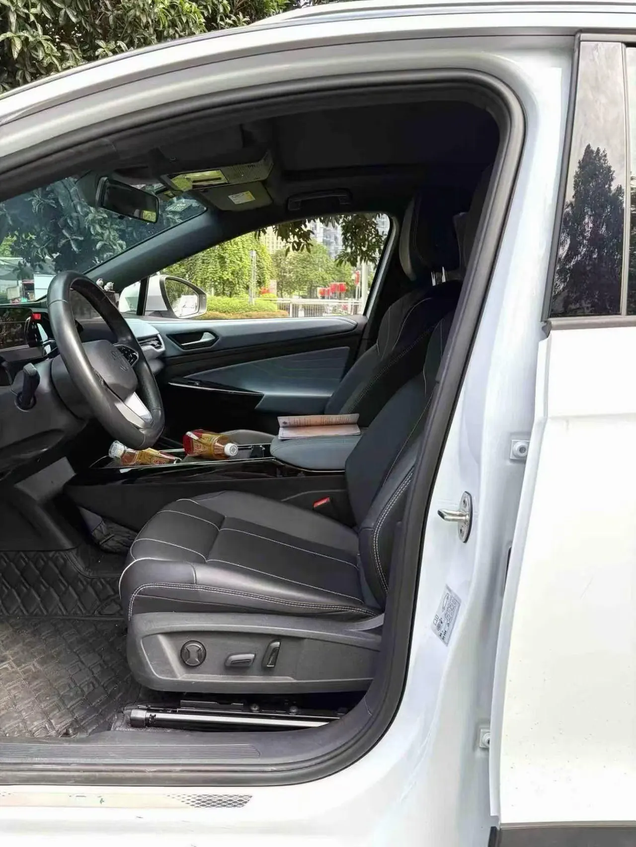 Volkswagen 2023 ID. 4 X Pure Long Endurance Edition Automatic Transmission 3