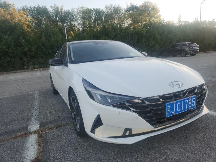 Hyundai 2022 Elantra -3-compartment 1.5 stepless TOP flagship automatic gear 2