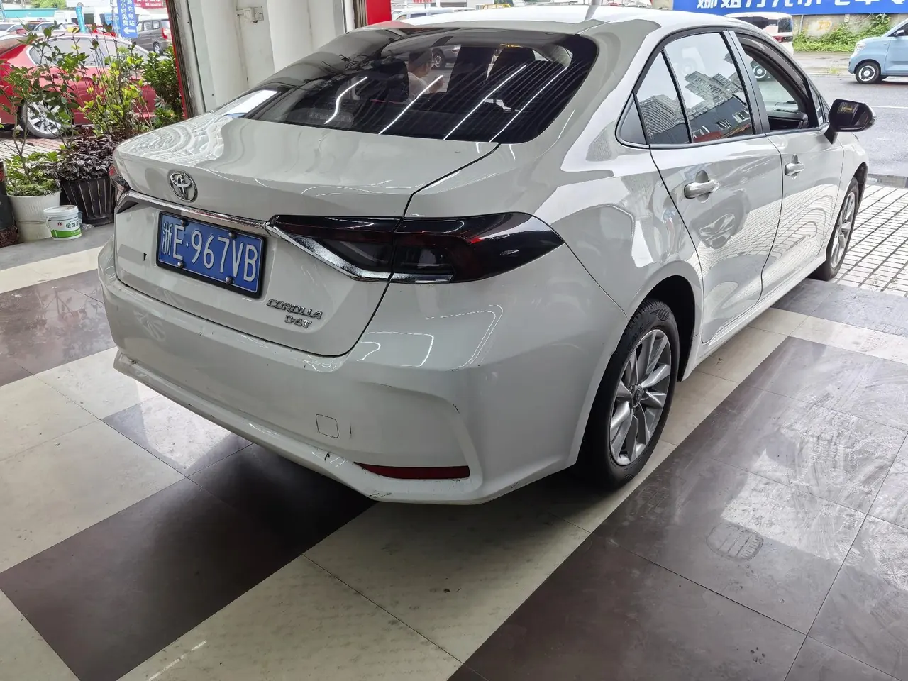 Toyota 2021 Corolla 1.2T Stepless Deluxe Edition Automatic Gear 7