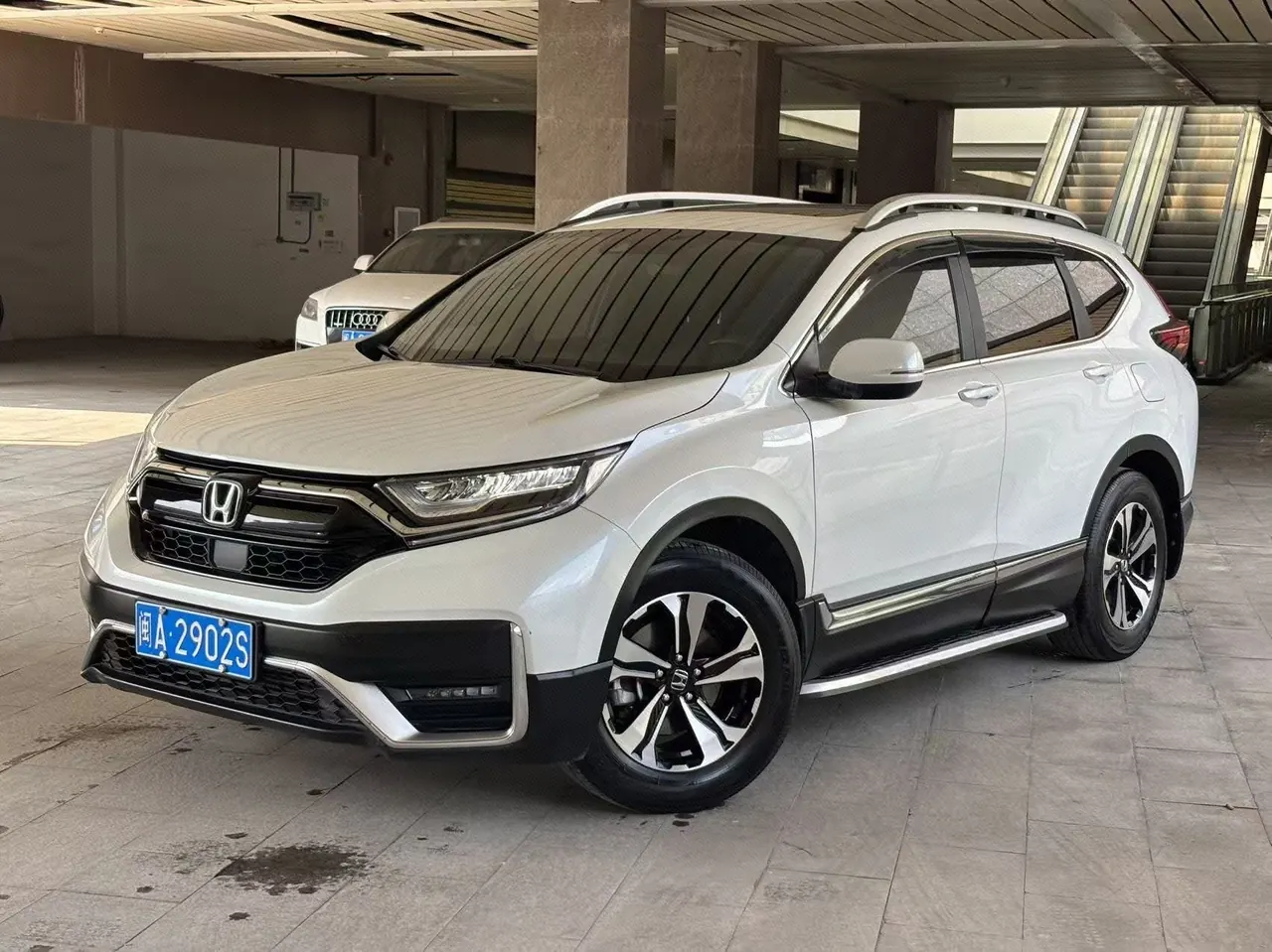 Open image lightbox: Honda 2021 CR-V 1.5T Stepless 240TURBO Two-Drive Fashion Edition Automatic Gear
